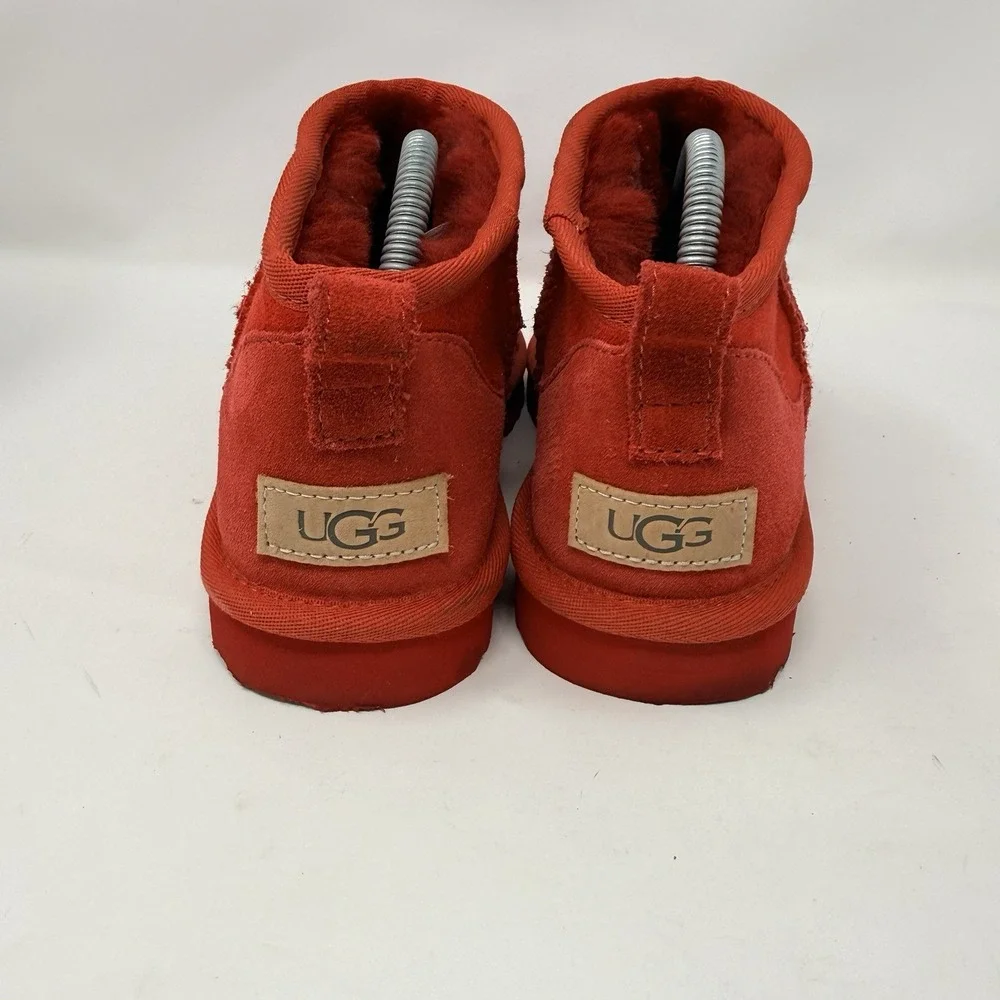 UGG pre owned